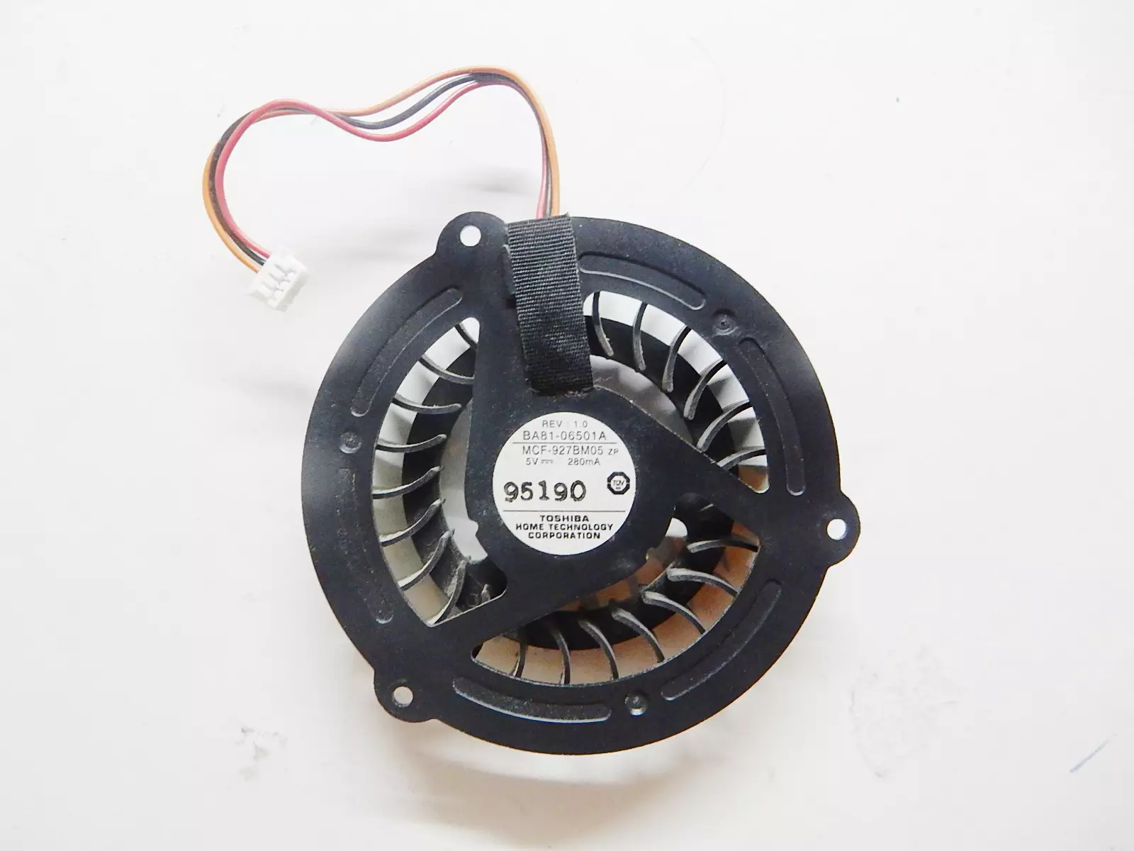 Вентилятор BA81-06501A MCF-927BM05 REV: 1.0 Samsung NP- R418 R468 R470 R518 R520 R560 R70