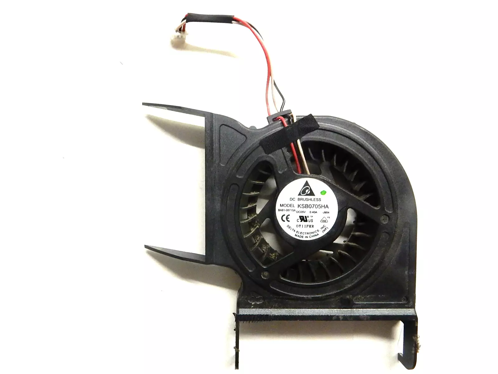 Вентилятор BRUSHLESS KSB0705HA -J904 BA81-08715A Samsung NP-RV408 R403 R428 R429 R430 R431 R439 R480 R440 R478