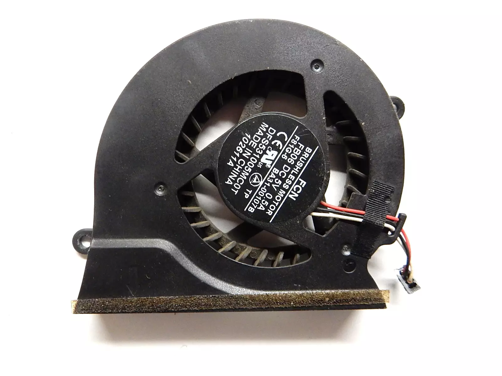 Вентилятор ADDA F81G-6 BA31-00107B DFS531005MC0T Samsung NP305E5A NP300V5A NP200A4B NP300E4A NP300V4A NP305V5A NP300E7A NP305E7A NP300E5Z и др. NP200 NP300 NP305 серии