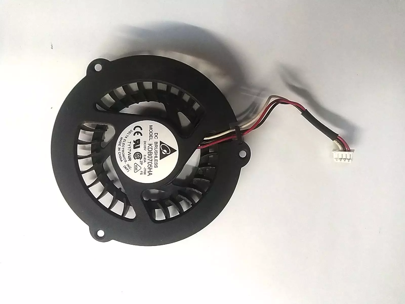 Вентилятор KDB0705HA -7F66 Samsung NP- R70