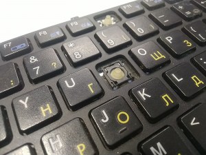 Клавиатура (неисправная) на кнопки MP-08J46SU-430 6-80-M9800-281-1 IRU W255BW DNS запчасти для ноутбука