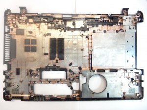 Нижняя часть корпуса (корыто) 39.4YU01.XXX Acer Aspire E1-522 запчасти для ноутбука