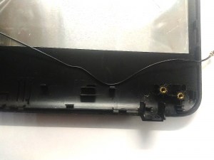 Верхняя крышка (матрицы) B0444508S10009 V000210590 Toshiba Satellite C655 запчасти для ноутбука