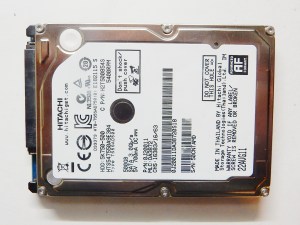 Жесткий диск для ноутбука 500 ГБ Hitachi 5K750-500 HTS547550A9E384
